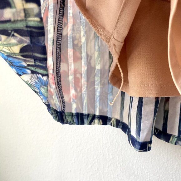 Foxiedox Meadow Open Back Floral Dress M - Picture 6 of 13